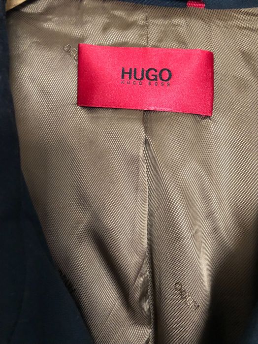 Jesienno-wiosenny płaszcz trencz Hugo Boss, roz. L-XL