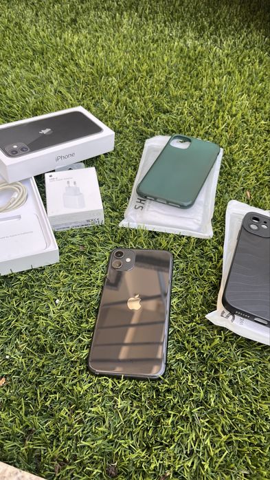 iPhone 11 64GB Preto - Bateria 100% - Caixa + Acessórios