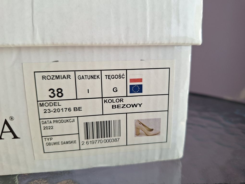NOWE Czółenka na słupku, beżowe 38