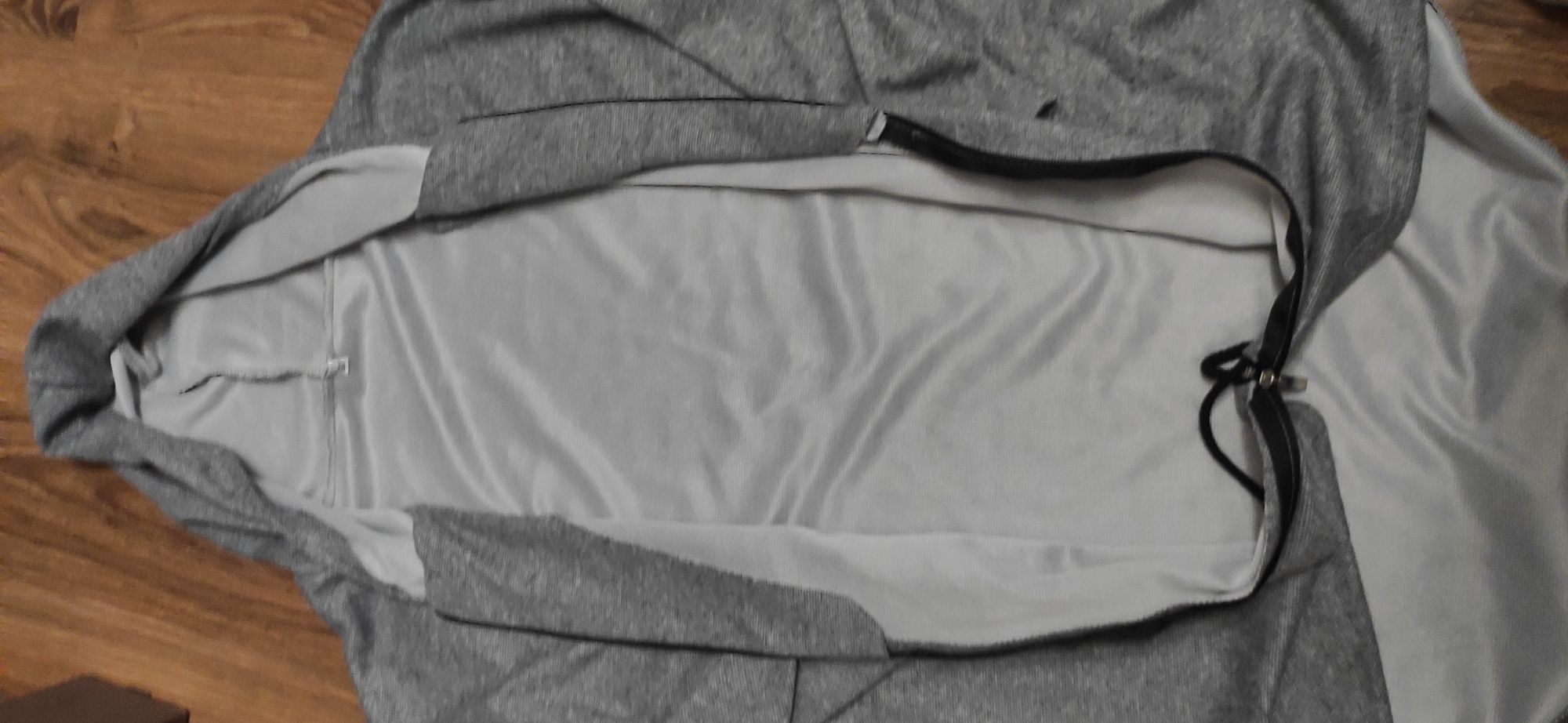 Bluza z kapturem