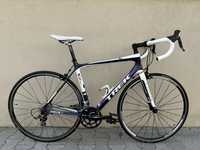 Rower szosowy kolarzówka Karbon Trek Madone 3.1 Shimano 105