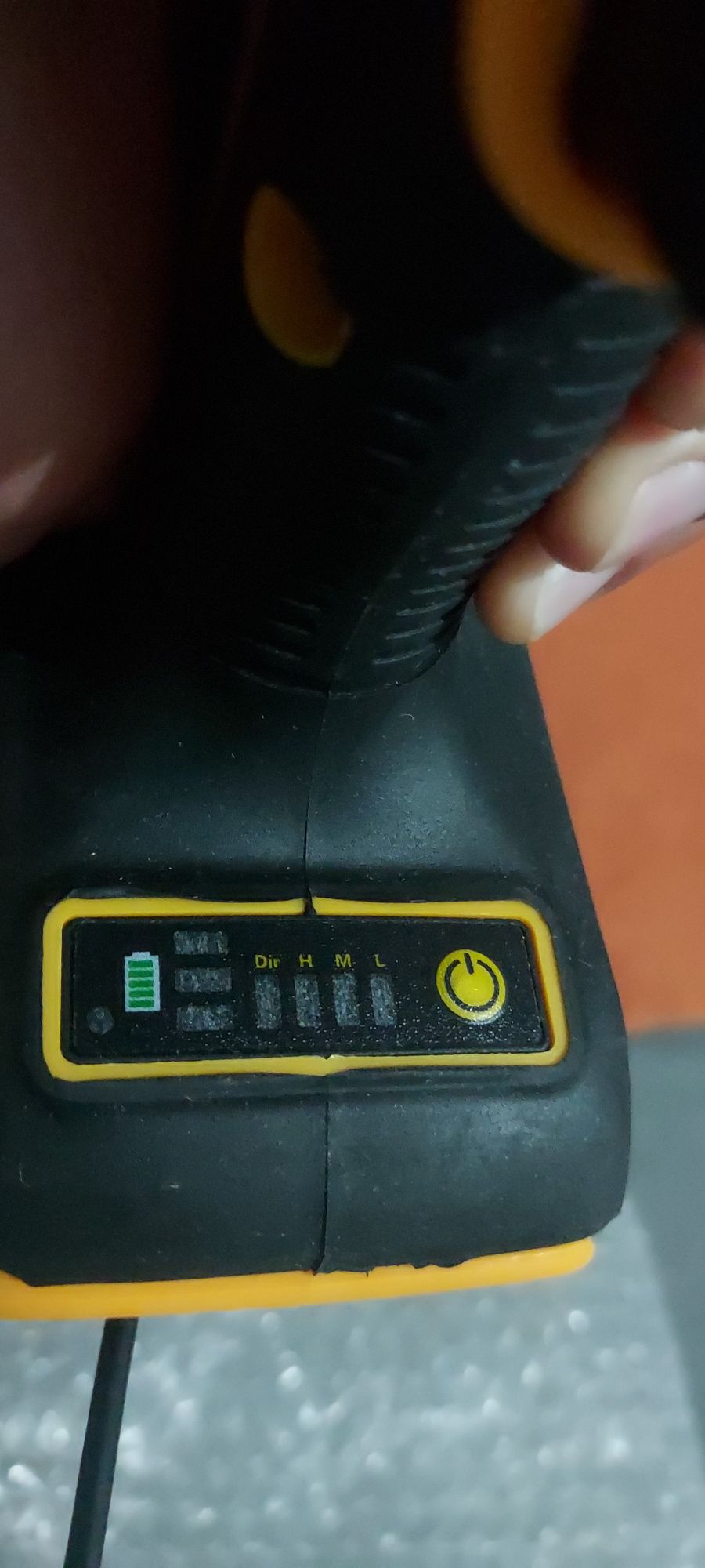 Aparafusadora DeWalt nova