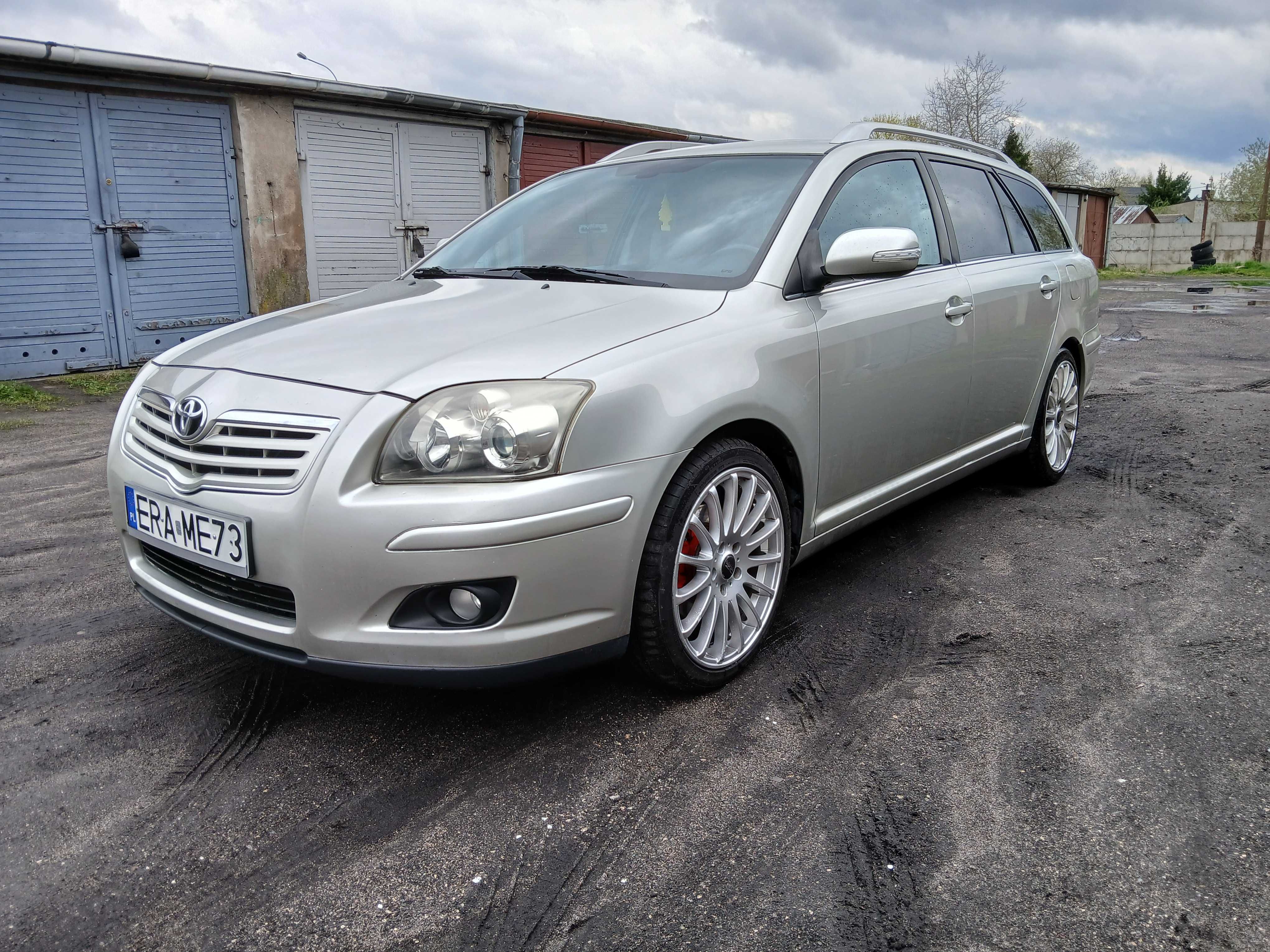 Toyota Avensis 2.2Dd4 150 KM 2 x Alusy 2 x Nowe Opony Radio Android !!