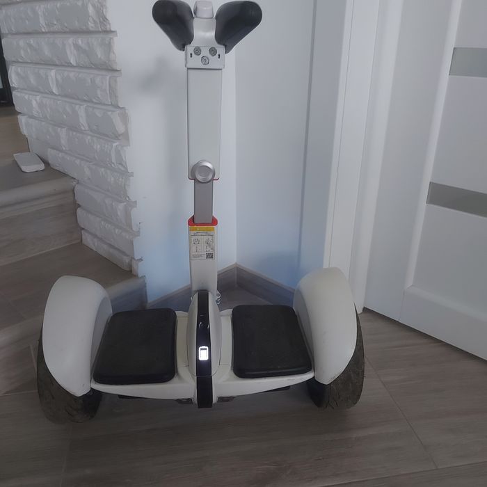 Продаю гироскутер ROVER Mini PRO1 White в отличном рабочем состоянии!!