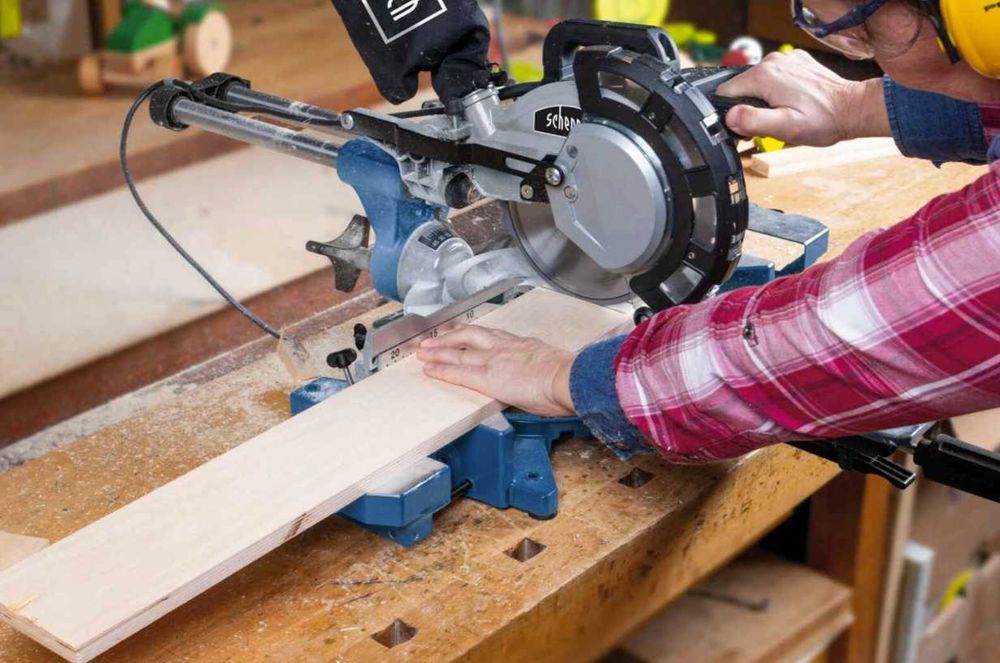 Piła Ukośna Stołowa Z Posuwem SCHEPPACH HM216 | 2000W 216mm - OKAZJA