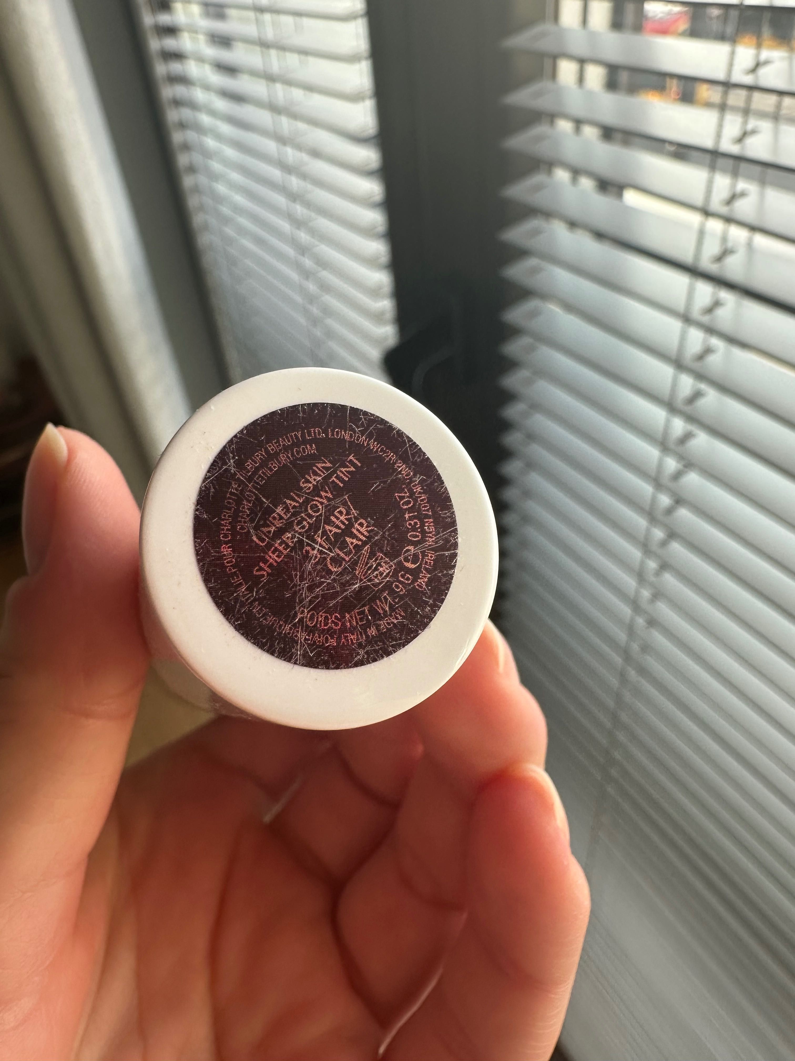 Charlotte tilbury podklad unreal skin tint 3 fair sephora nars