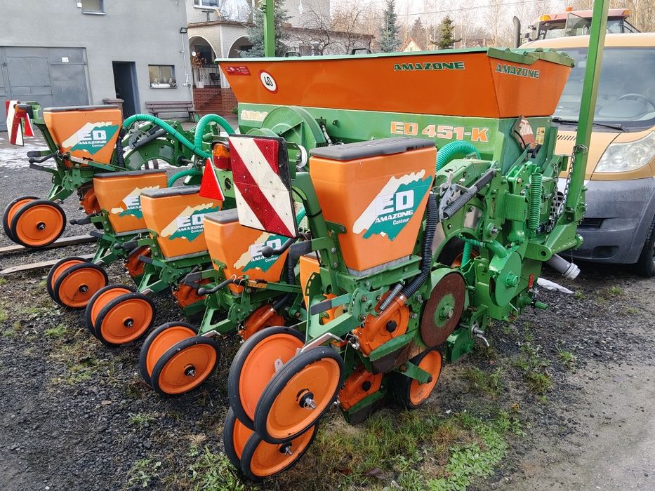 Siewnik do kukurydzy Amazone talerzowy 6 redlic