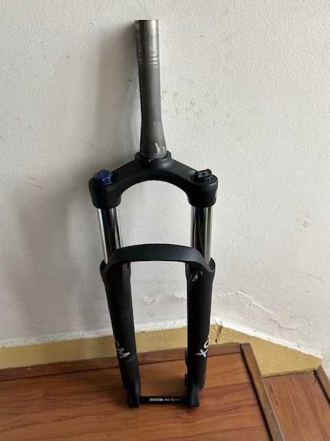 Vendo Suspensão de mola SR SUNTOUR XCM34 29" DE BTT