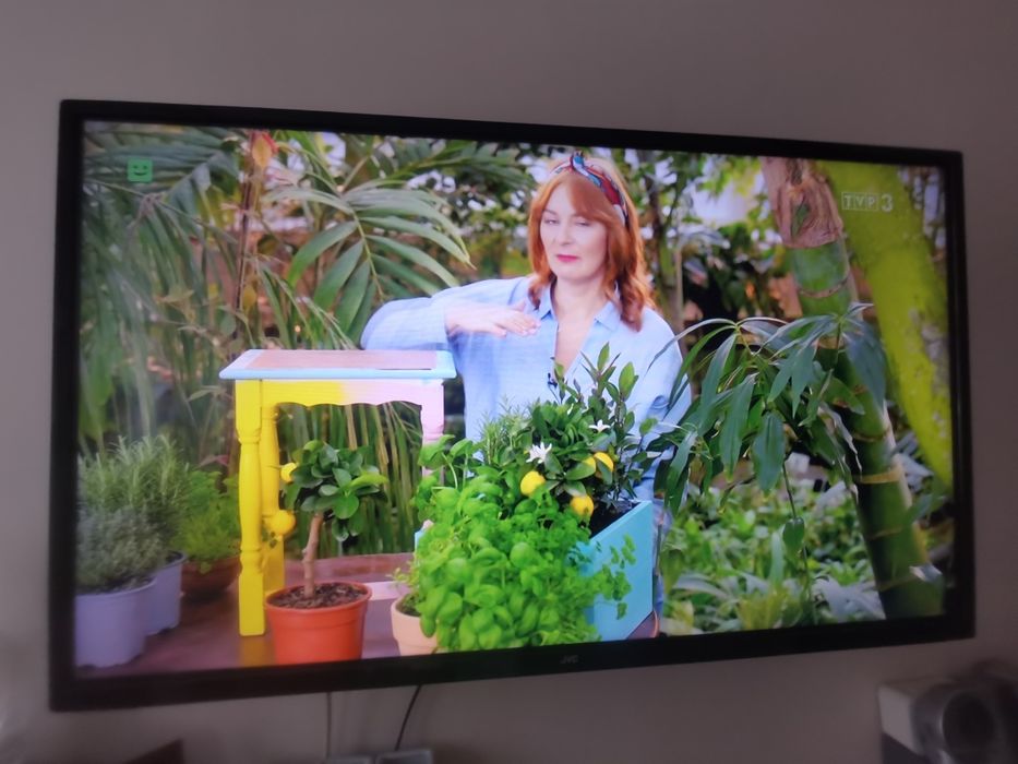 TV JVC 40 cali FULL HD