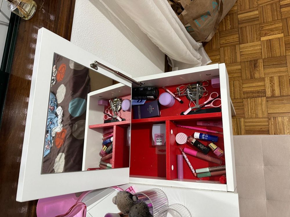 Toucador ikea novo