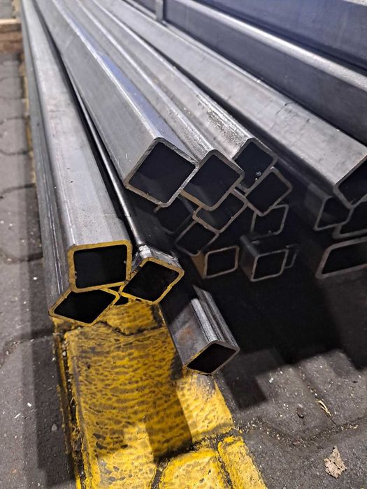 profil stalowy 30x30x2,5 czarny na garaż szklarnie regał podpory/BYTOM