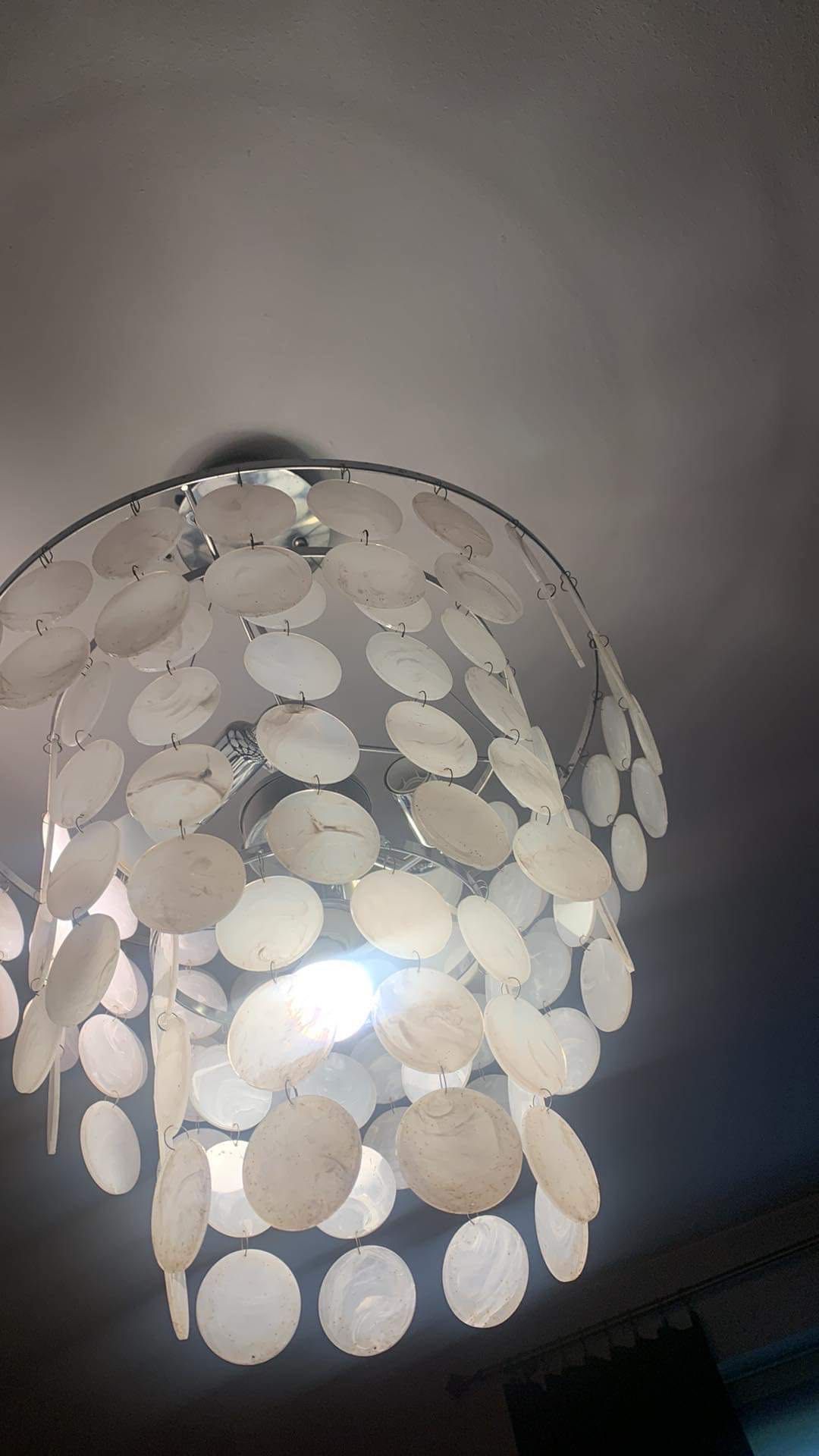 Sprzedam biało srebrna lampę