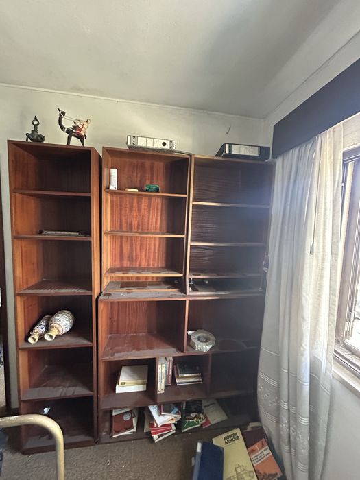 movel de madeira antigo