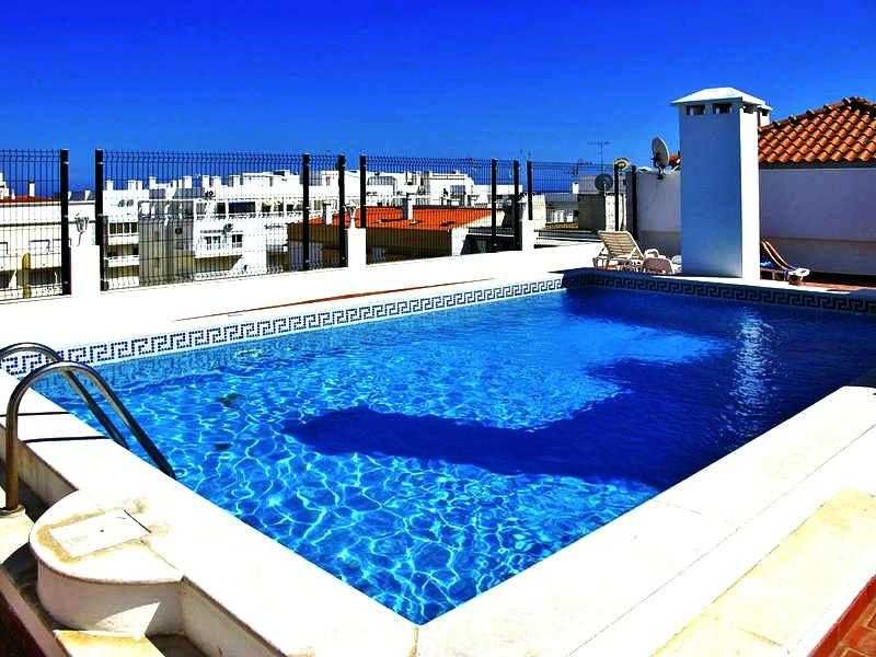 T1 - Vista Mar e Piscina | 1 min da praia | SETEMBRO (desde dia 20)