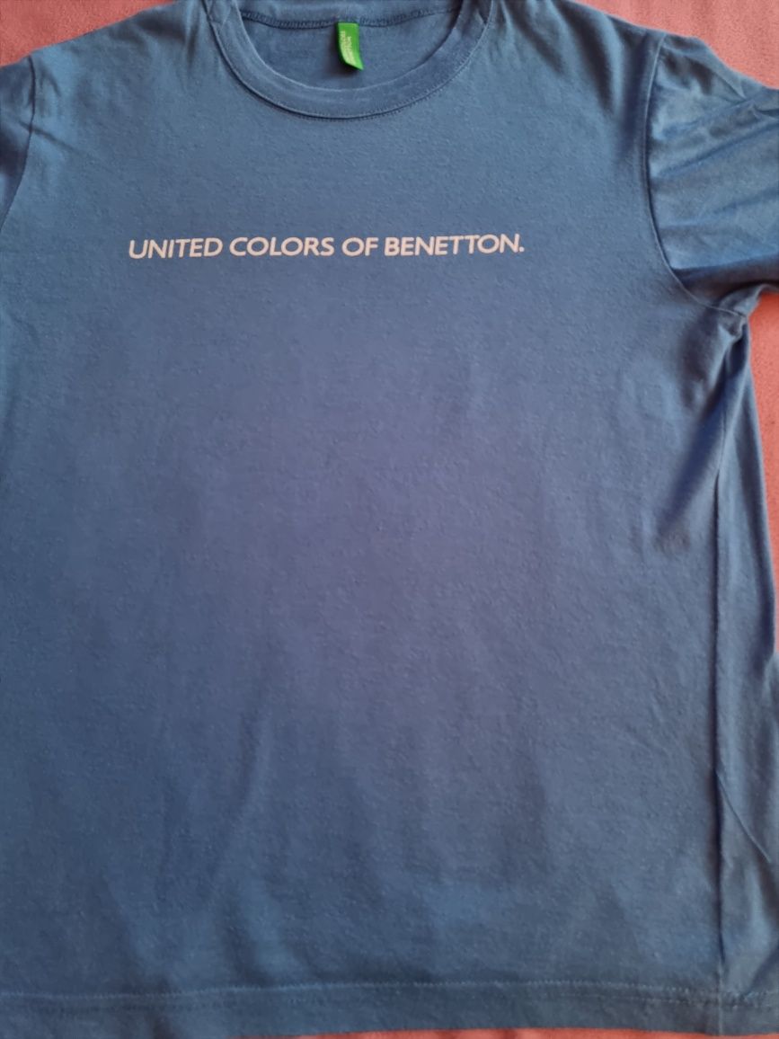 Chłopięcy T-shirt firmy Benetton