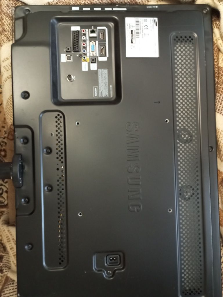 Продам телевізор Samsung LE32D550K1WXBT