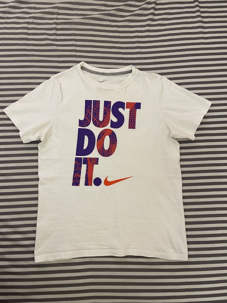 (10/10) Nike big logo / swoosh