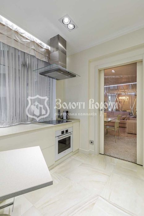 Квартира, 2к. Дизайнерський ремонт. Українки, 7б, Печерськ