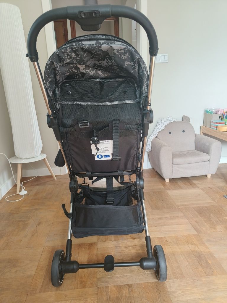 Wózek spacerowy dziecięcy lekki kompaktowy