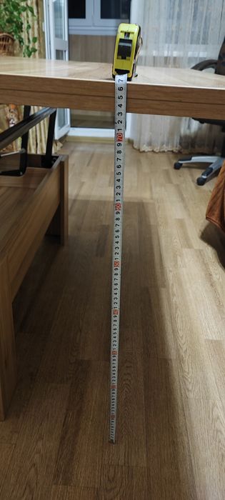 Стол трансформер в отличном состоянии.