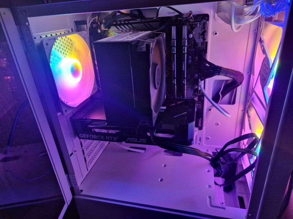 Komputer gamingowy rtx 5060 ti i5 12400f