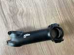 Mostek wspornik KTM Line ahead 17 stopni 31,8 mm idealny
