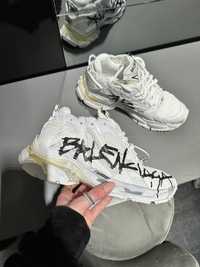 Кросівки Balenciaga Runner White Graffiti