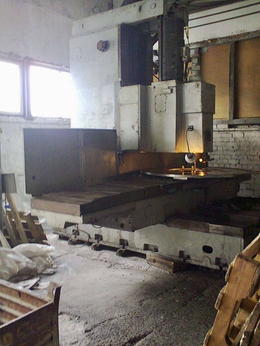 Продам великий фрезерний станок 65А80Ф с ЧПУ