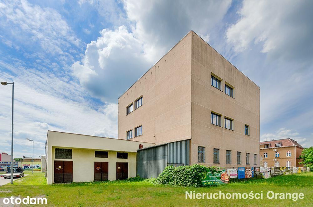 Budynek biurowy w centrum miasta