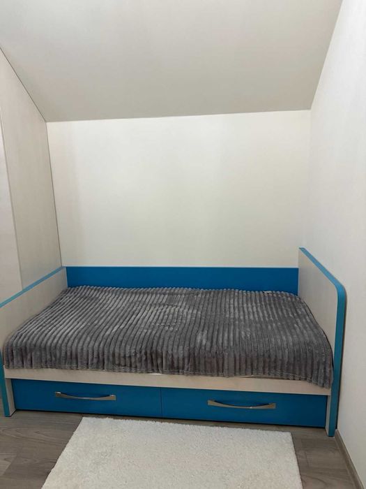 Дитяча спальня у гарному стані