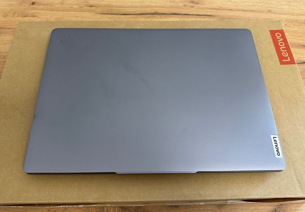 Ноутбук Lenovo Slim 7 14IMH9 Intel Core Ultra 7 155H 14" OLED 32GB 1TB