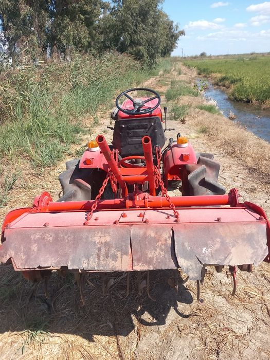 Mini trator chibaura 1341