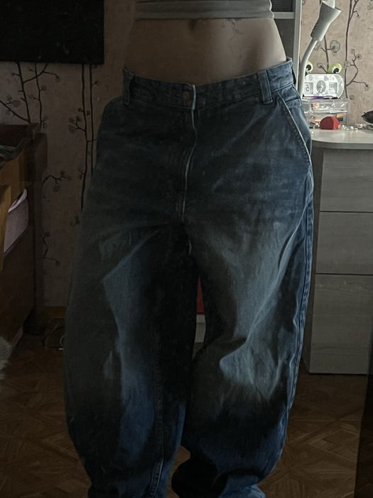 жіночі скейтер джинси бершка.