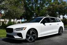 Volvo V60 Momentum 2020