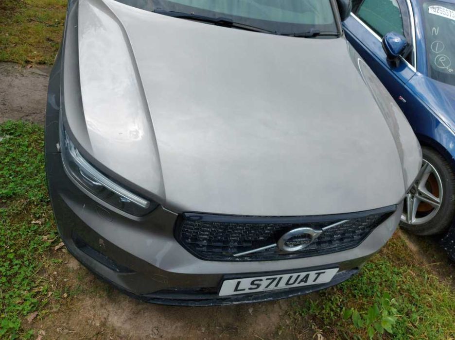 Капот Volvo сх 40 Вольво Шрот Разборка розборка xc40