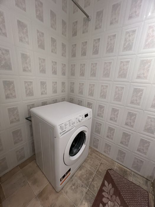 Arrenda-se quarto para casal por 400 € por mês