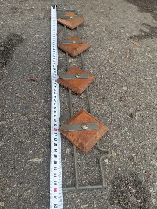 Вешалка настенная б/у