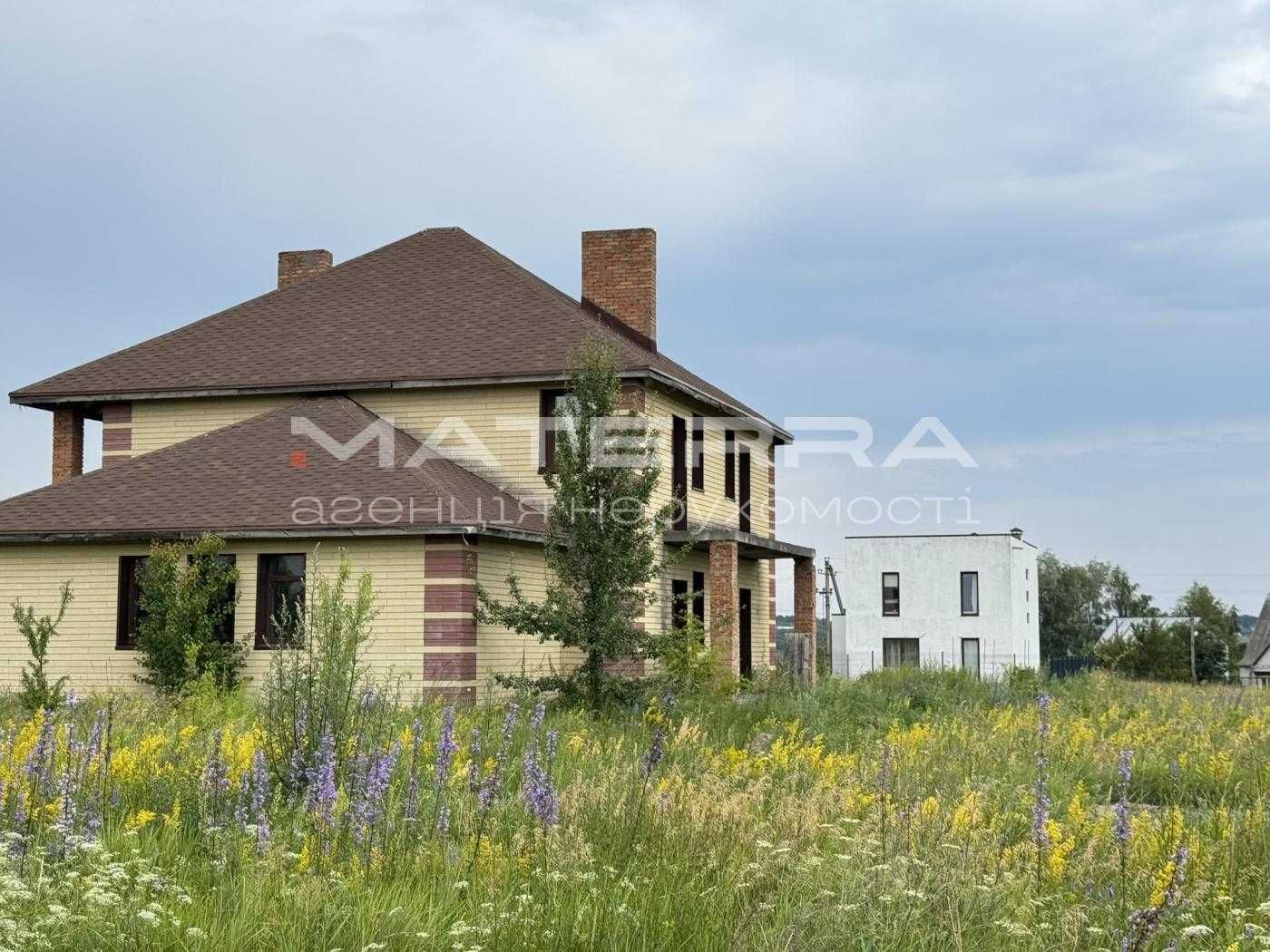 Бобриця Бучанський р-н продаж будинку 194 м.кв. в оточенні лісу