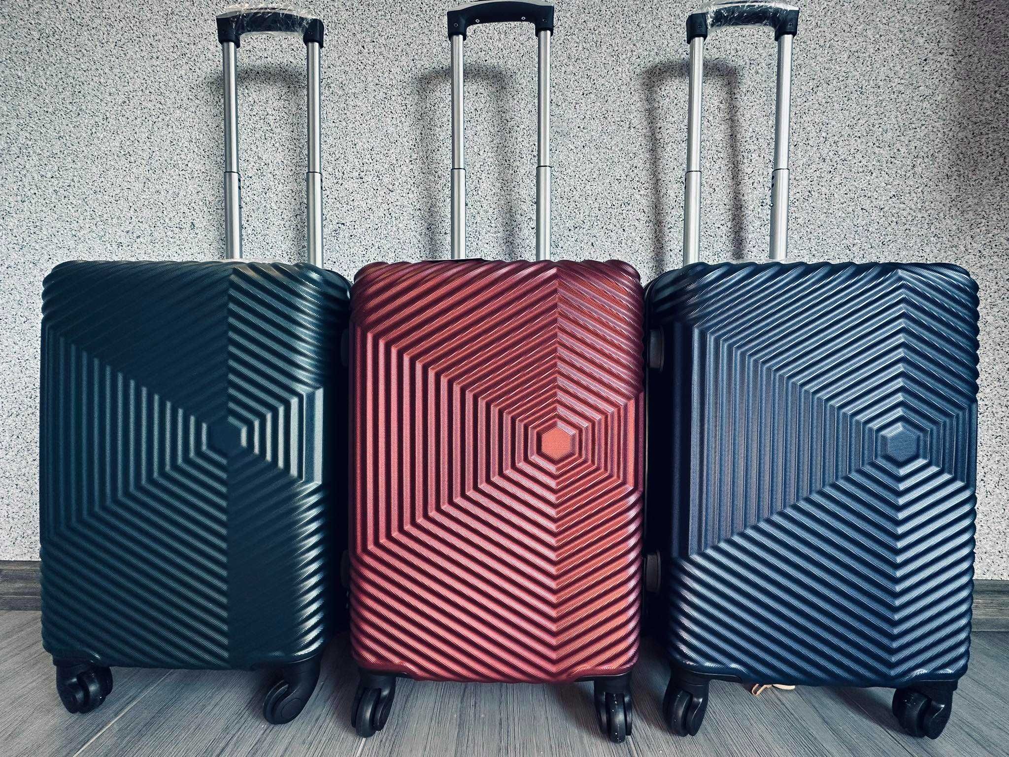 walizka 40x30x20 ~mix kolor różne rozmiary