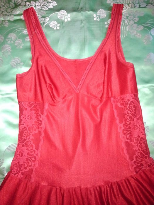 Жіноча комбінація комбинация вишневого червоного бордового кольору