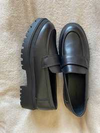 Black loafers 41 rozmiar