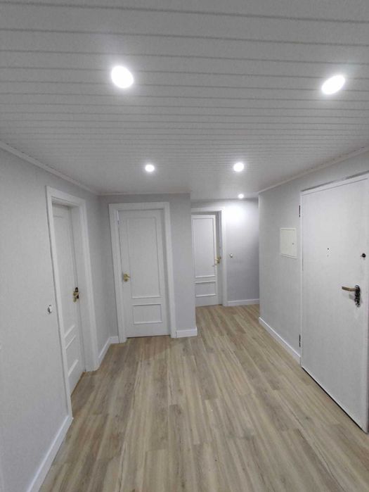 Serviços de pintura e reparação Claer painter