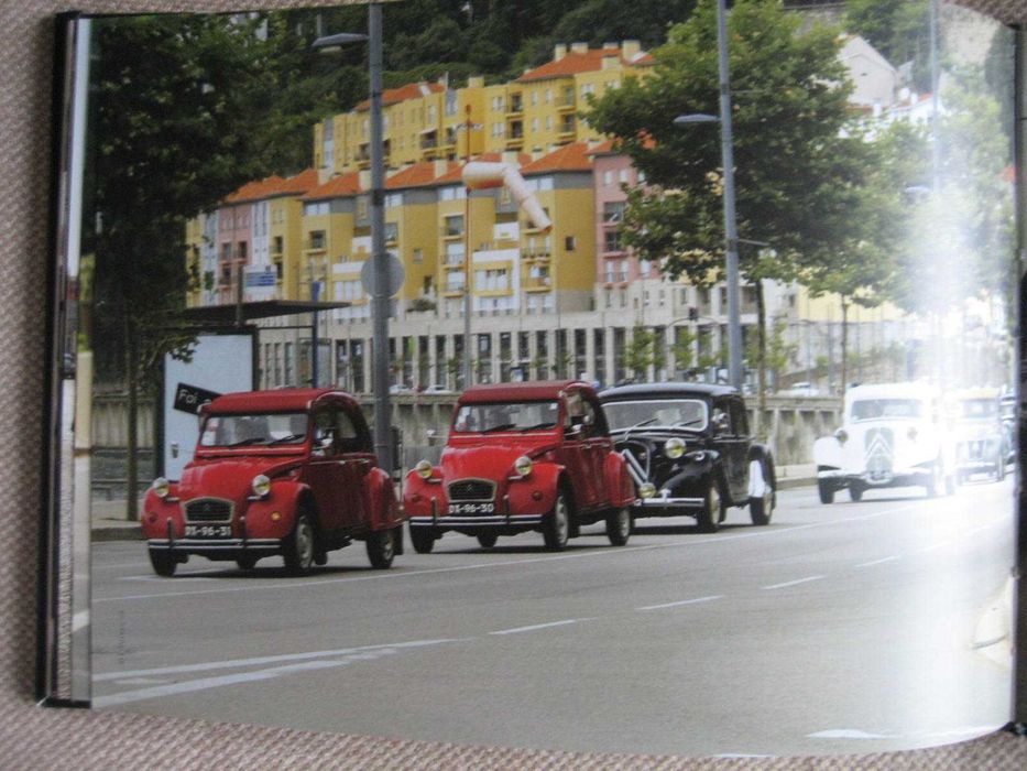 Livro automóveis Citroen - história de uma vida