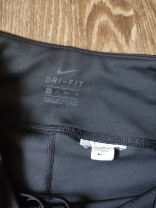 Лосіни для занять спортом Nike