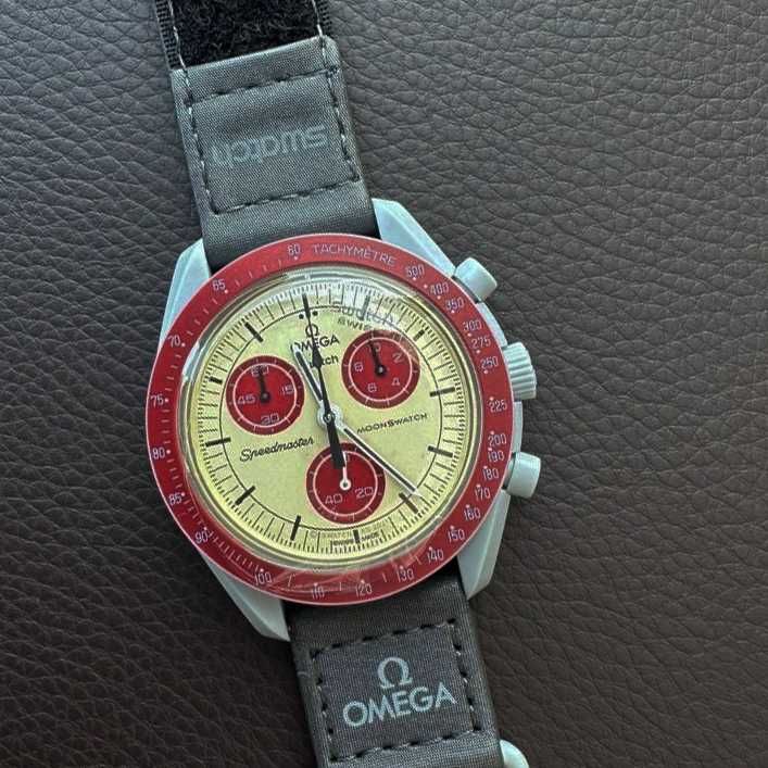 Nowość! Pluto Watch - mroczny urok w kosmicznym stylu!