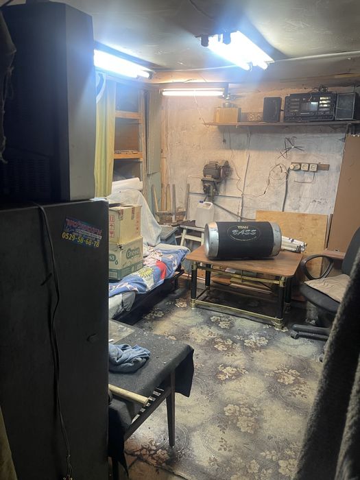 Кирпичный гараж, удленённый