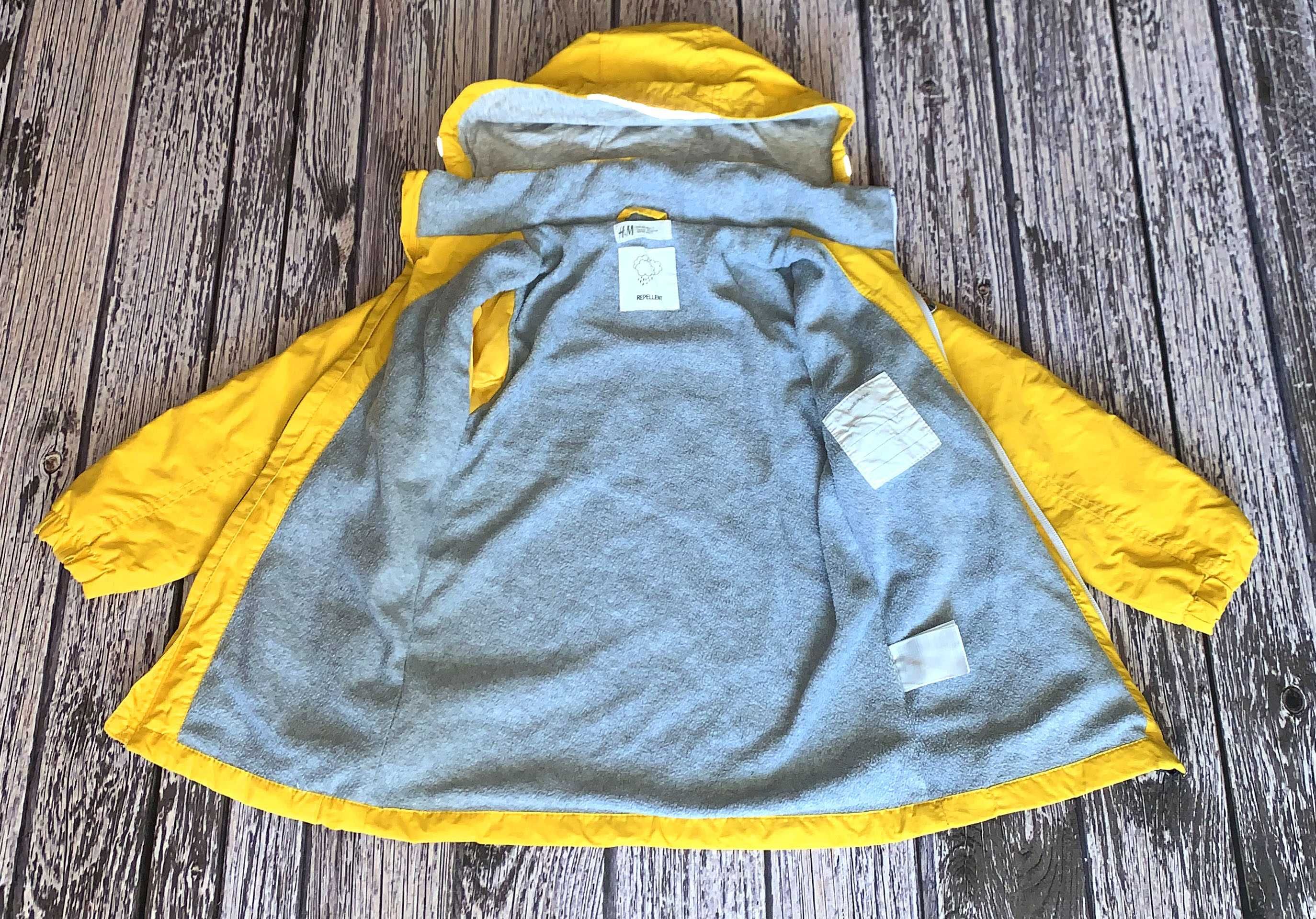 Куртка-ветровка H&M для мальчика 6-7 лет, 116-122 см