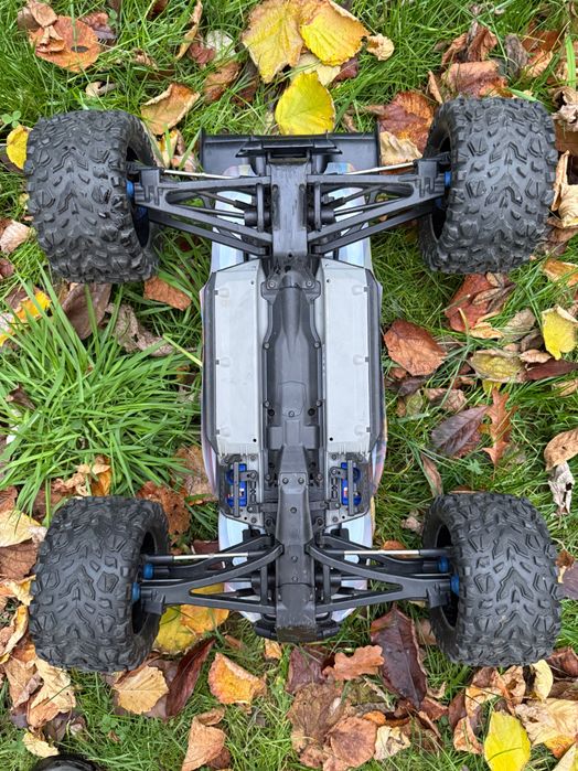 TRAXXAS E-revo 2.0 zaawansowany samochód zdalnie sterowany