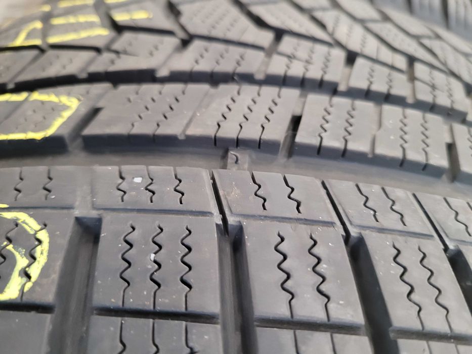 opony 225 / 45 18 hankook 2 sztuki zima