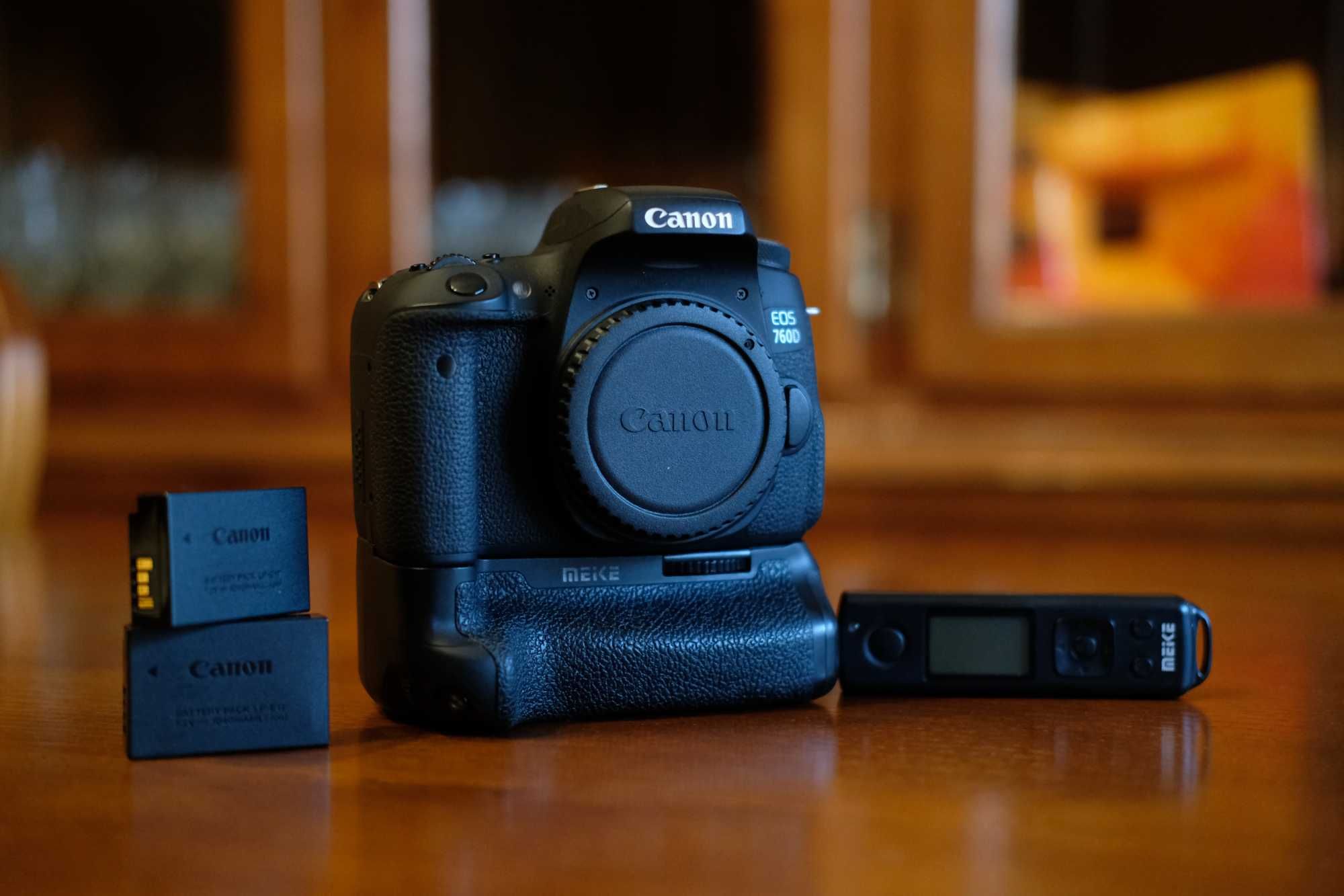 Canon EOS 760D + Punho de baterias + 2 Baterias Originais